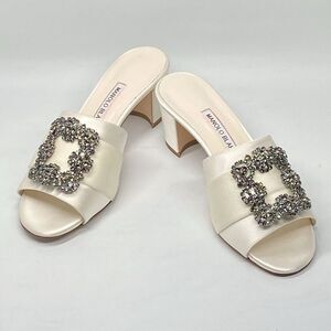Manolo Blahnik Martanew 50MM Embellished Satin Mules size 37.5